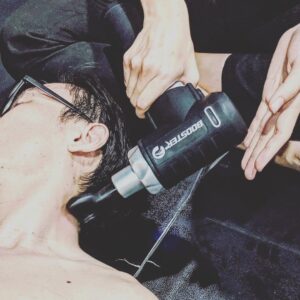 Máy Massage Booster - Công Nghệ Cho Sức Khỏe Toàn Diện, Có Nên Sử Dụng Thường Xuyên? 1 Hieu suat massage cao